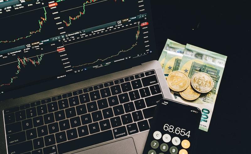 How to Trade Cryptocurrency: A Beginners Guide.